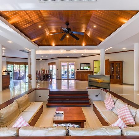 Amber Pool Villa Naiharn Rawai Екстериор снимка