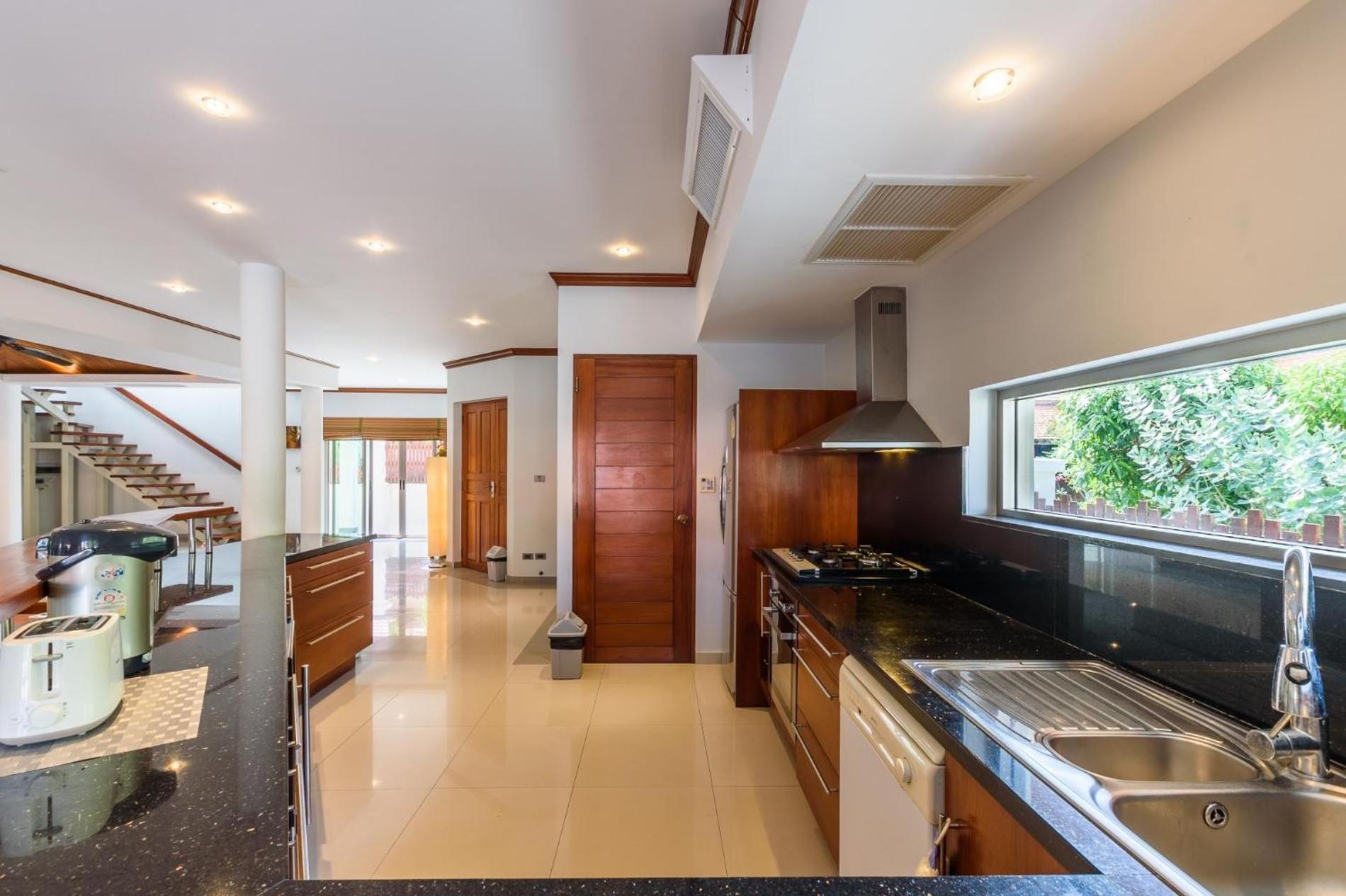 Amber Pool Villa Naiharn Rawai Екстериор снимка