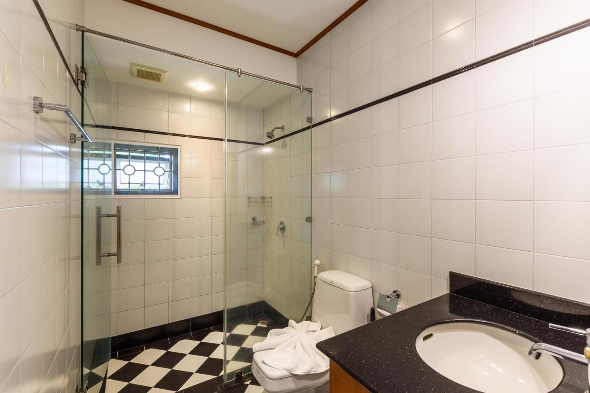 Amber Pool Villa Naiharn Rawai Екстериор снимка