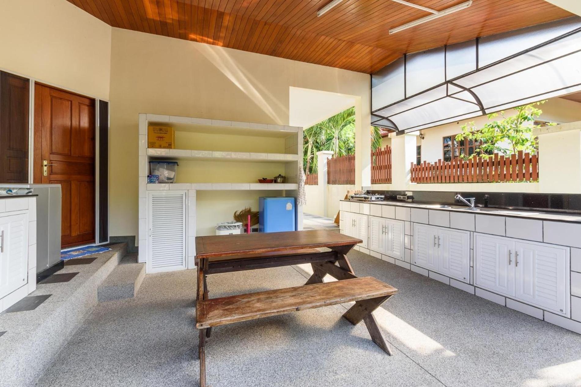 Amber Pool Villa Naiharn Rawai Екстериор снимка